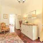 Appartamento Centre - Savoy District