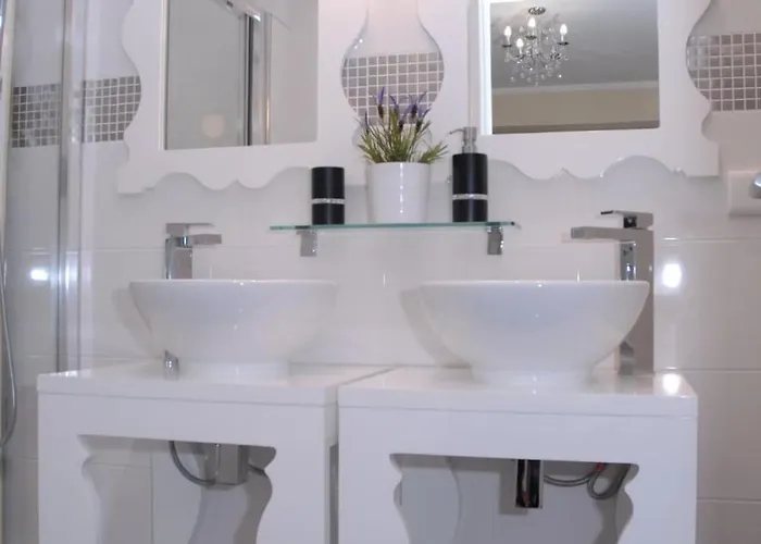 Centre - Savoy District Funchal